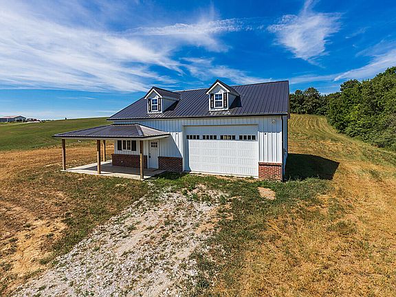 3rd image of 9122 Persimmon Grove Pike