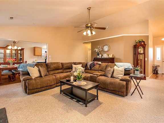 3rd image of 5651 River Glen Dr