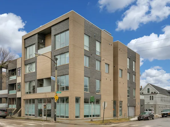 2805 W Cortland St APT 3, Chicago, IL 60647