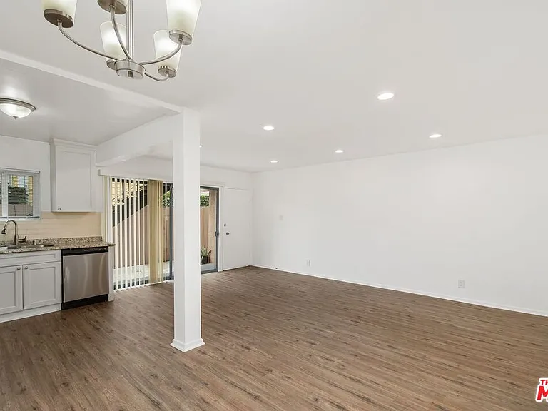 7550 Fountain Ave #2 — Photo 6