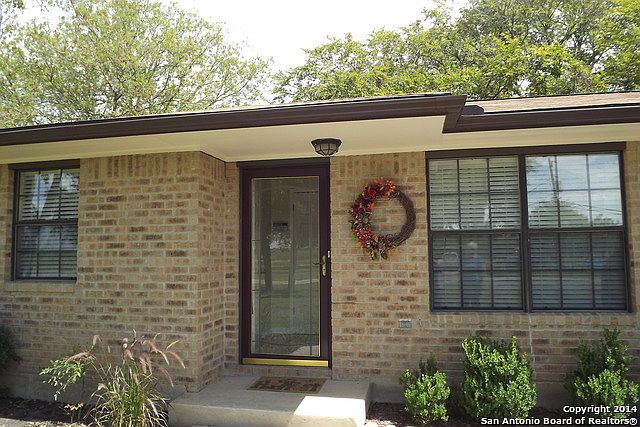 1st image of 411 N BEYER ST