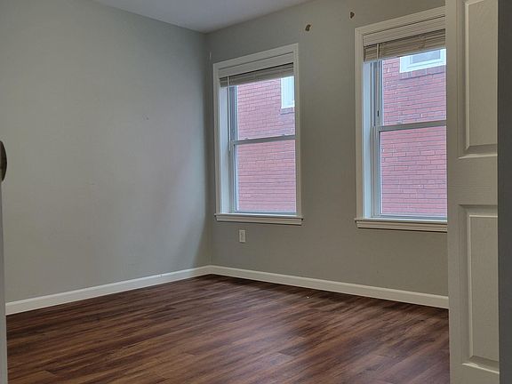 3rd image of 158-46 95th St
