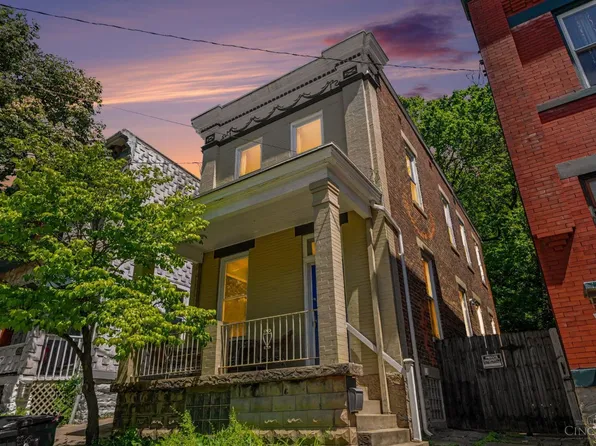 2200 W Clifton Ave, Cincinnati, OH 45219