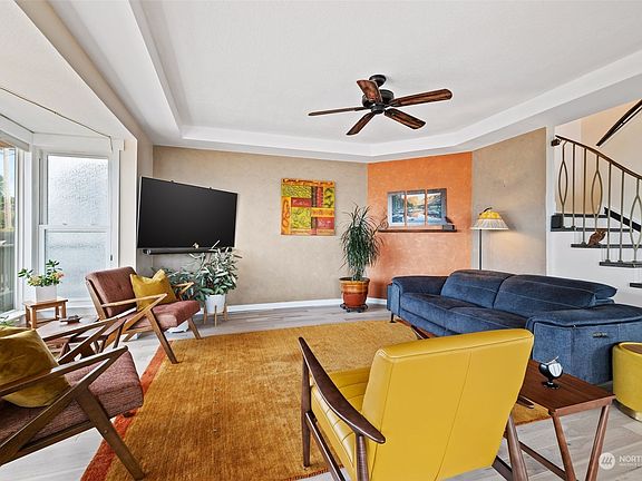 4th image of 4614 N Gove Street