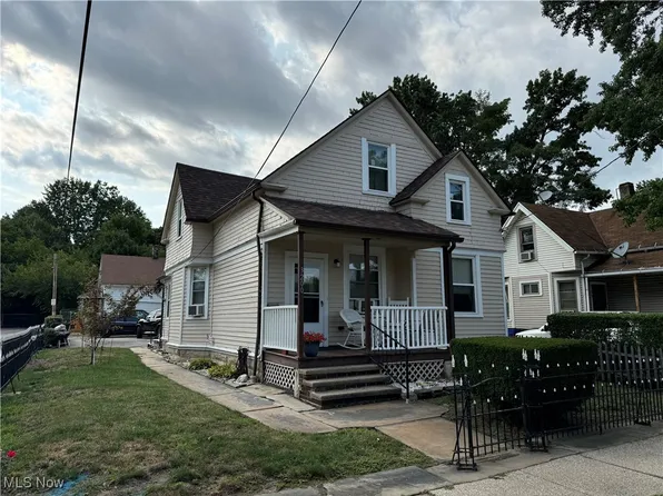3200 W 46th St, Cleveland, OH 44102