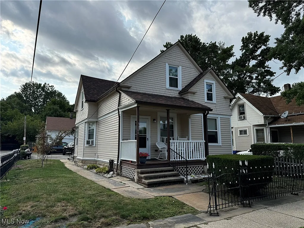 3200 W 46th St photo 1