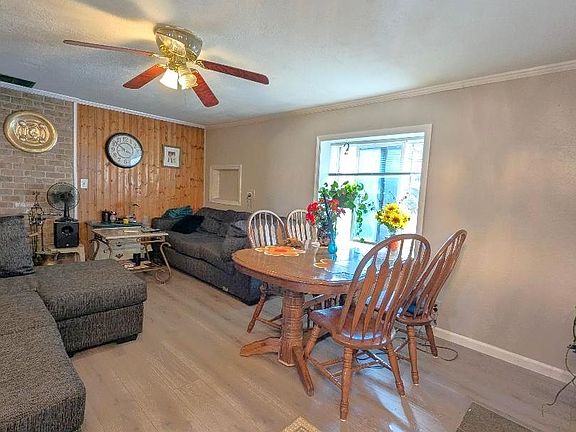 3rd image of 741-200 Gravier Ln