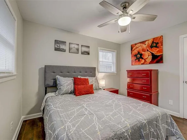 3041 Pasadena Dr — Photo 16
