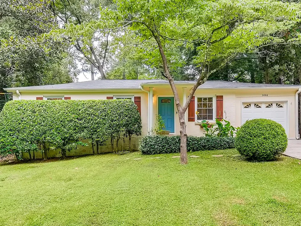 3066 Valley Cir