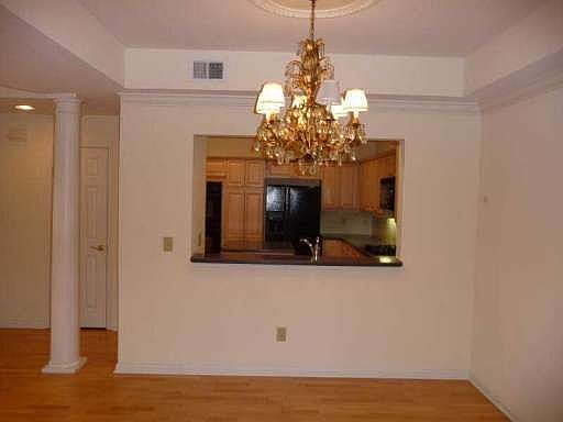 3rd image of 3047 Lenox Rd NE APT 1204