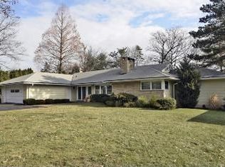 194 Crestwood Dr, South Orange, NJ 07079