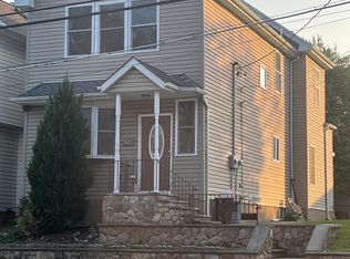 154 Maple Ave #2, Wallington, NJ 07057