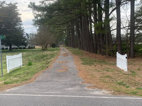164 Joyful Ln, Knotts Island, NC 27950