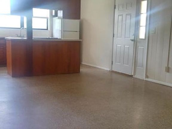 5th image of 3729 Cardinal Blvd