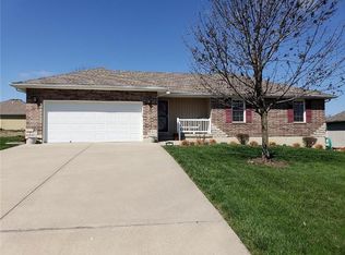 302 S Jackson St, Archie, MO 64725