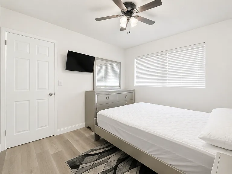 810 Bay Vista Blvd S — Photo 7