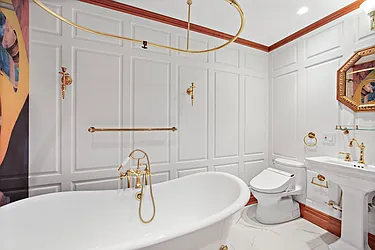 Rented by APT212 INC