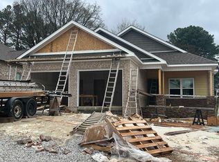 125 Sugar Maple Dr, Florence, AL 35633