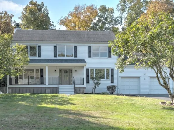 14 Lauren Ct, Byram Twp., NJ 07874
