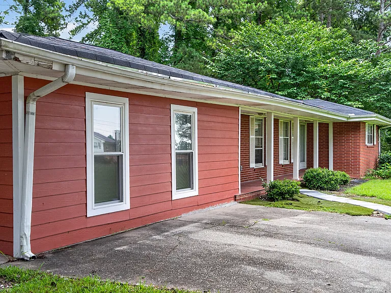 2387 Garden Ct — Photo 15
