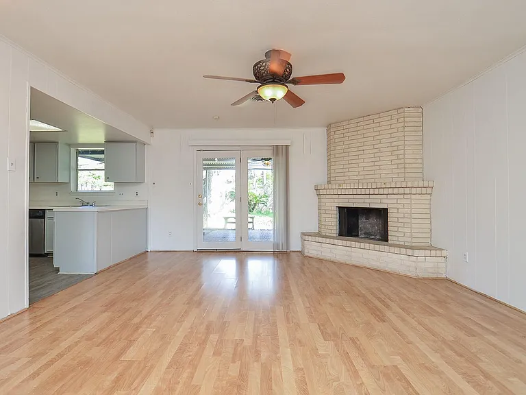 7327 Osage St — Photo 11