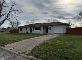 108 E Harrison Dr, Seymour, IN 47274