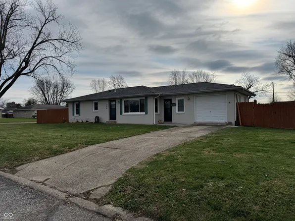 108 E Harrison Dr, Seymour, IN 47274