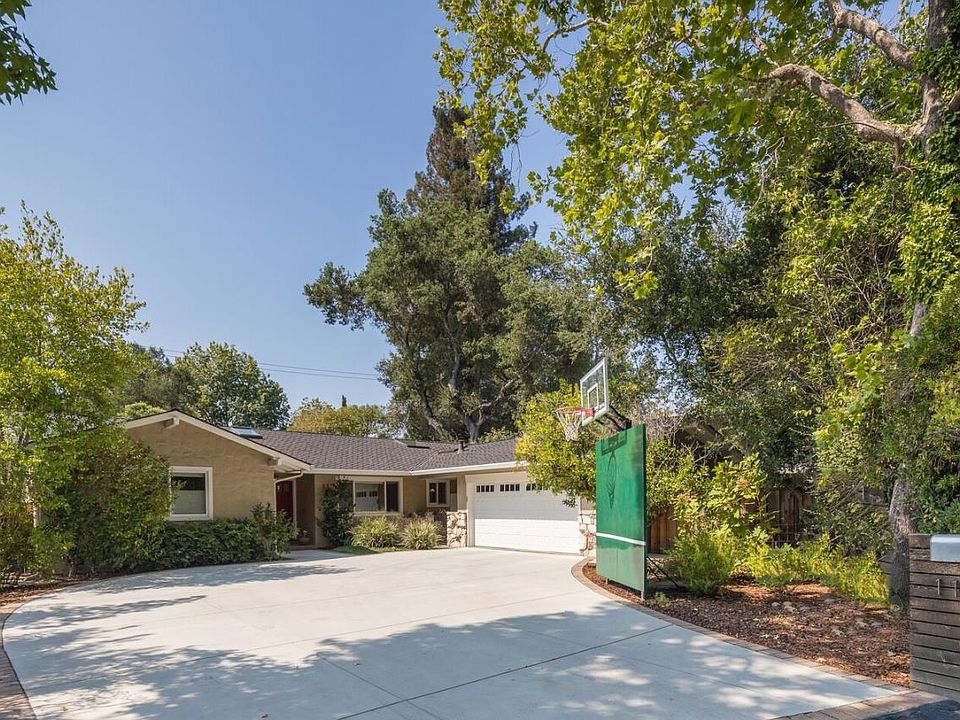 1st image of 11 Garland Pl