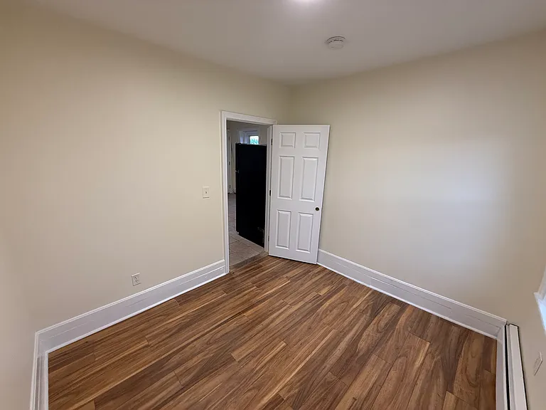 20 Peach Ave #3 — Photo 17