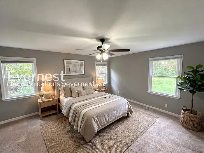 4 bed, 3.0 bath, 2178 sqft, $2,495 — Photo 4