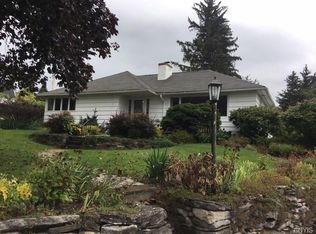 4821 McDonald Rd, Syracuse, NY 13215