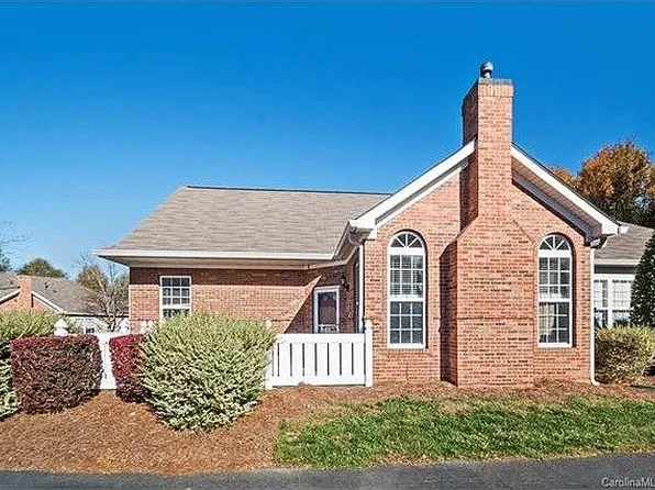 6824 Ledgestone Pl #D, Charlotte, NC 28227