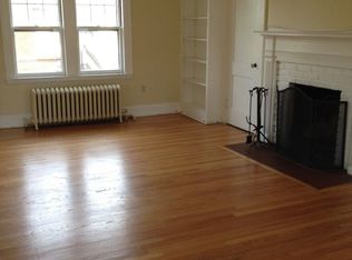 689 Farmington Ave APT 2, West Hartford, CT 06119