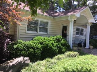 507 N 11th Ave, Mayodan, NC 27027