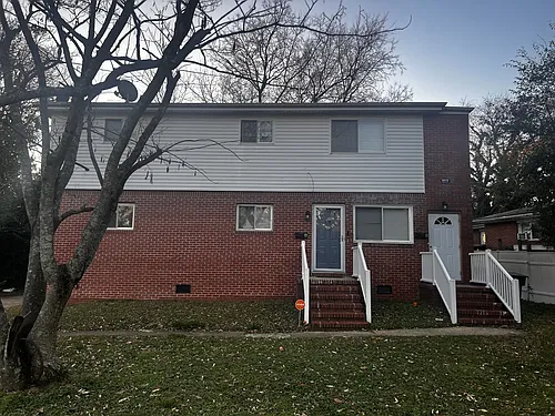 3875 Wake Cir #B Photo 1