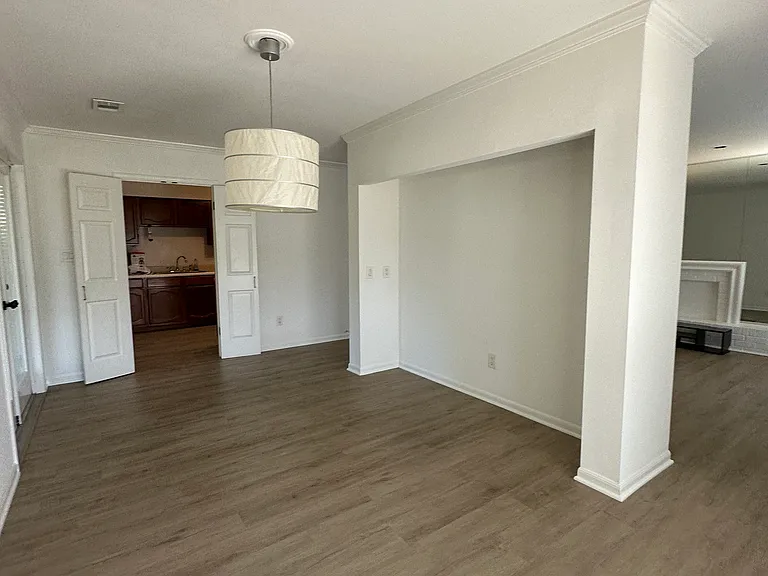 4595 Village Oaks Cir — Photo 10