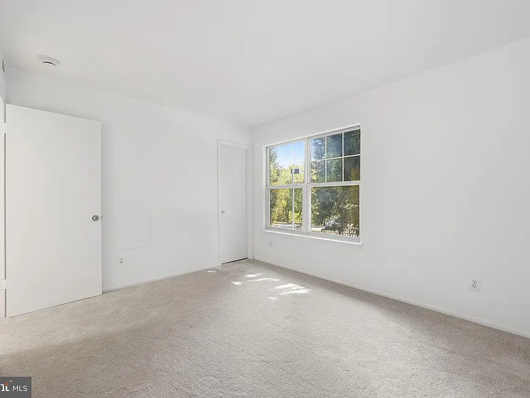 1703 Ascot Way #D — Photo 14