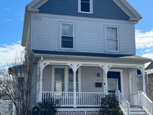 11 Ocean Street, Rockland, ME 04841