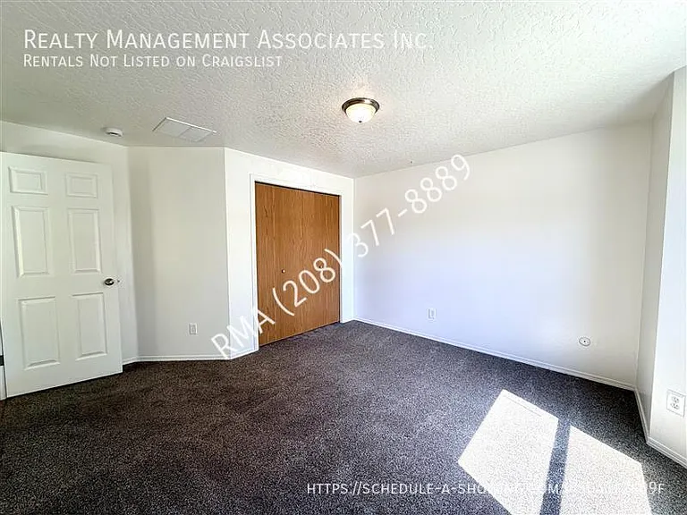 2324 Yucca Pl — Photo 10