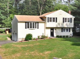 21 Butternut Dr, Unionville, CT 06085