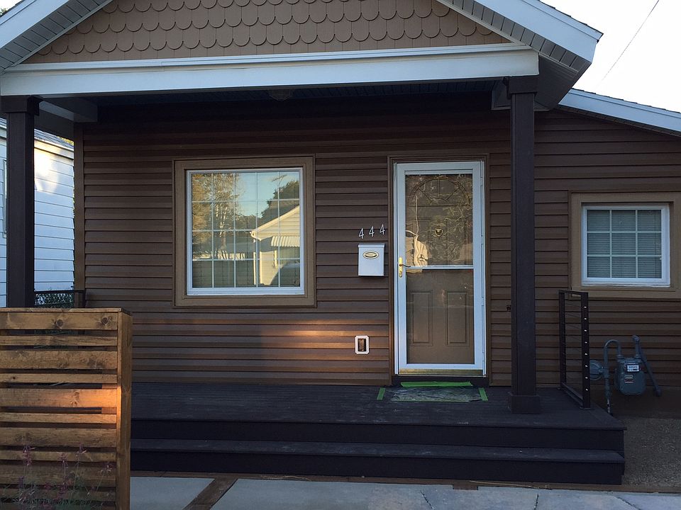 1st image of 444 E Downington Ave