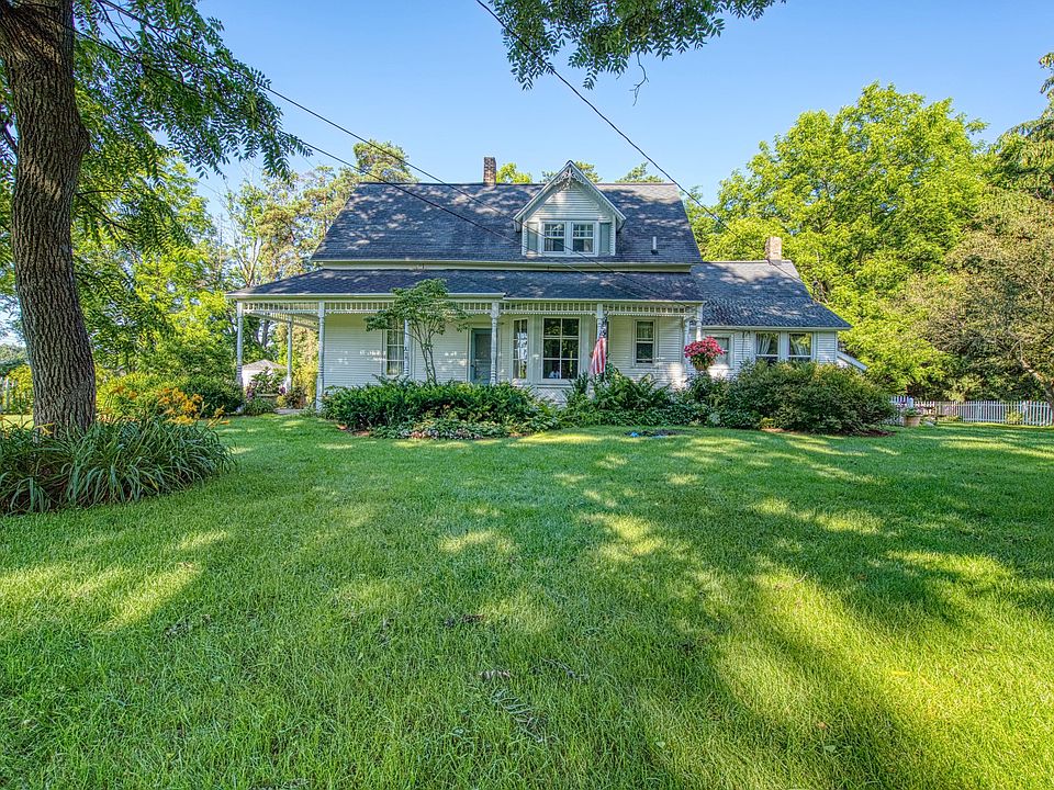 3218 E Pontaluna Rd, Fruitport, MI 49415 Zillow