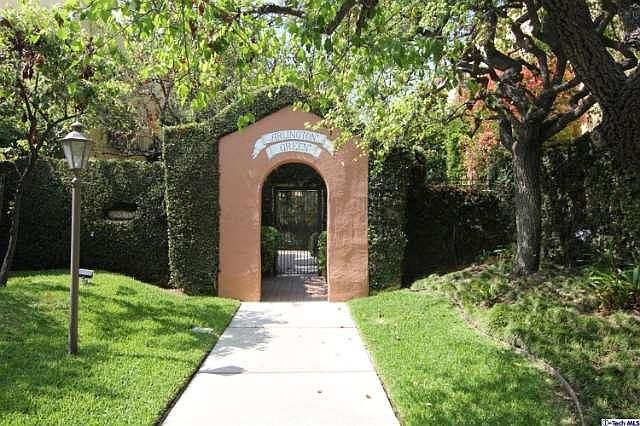 1st image of 291 Arlington Dr