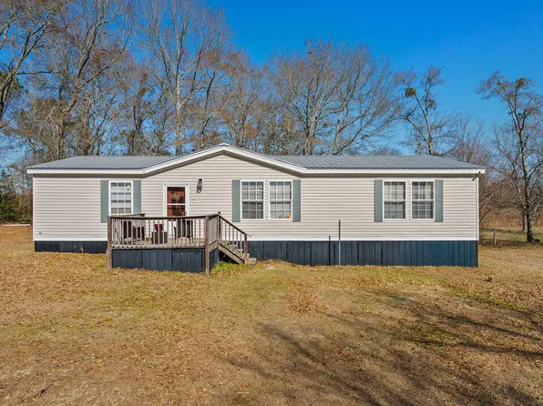 18097 Country Cross Rd, Florala, AL 36442