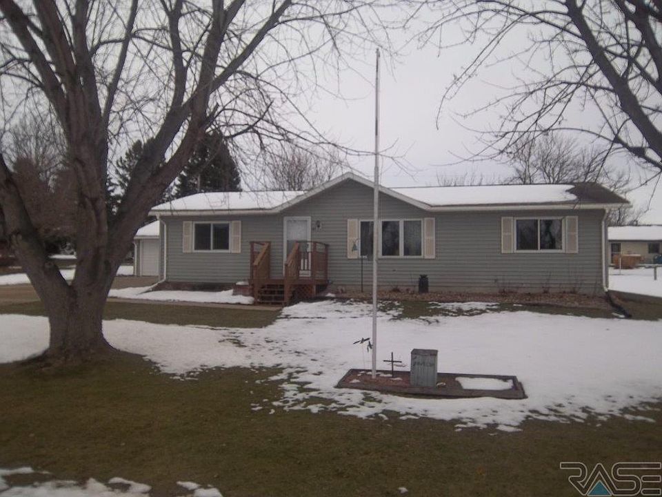 1st image of 601 S Josephine Ave