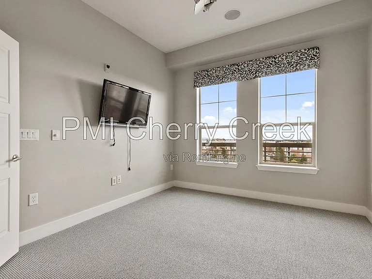 10111 Inverness Main St #414 — Photo 19