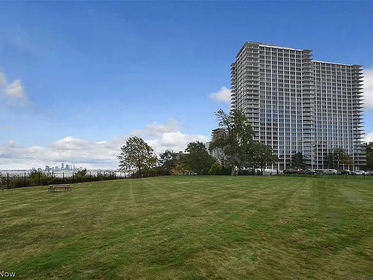 12700 Lake Ave #1610 — Photo 45