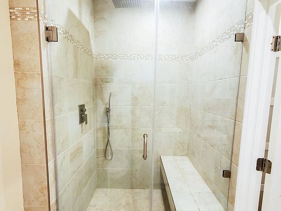5th image of 1115 N Beverly Glen Blvd #10350865