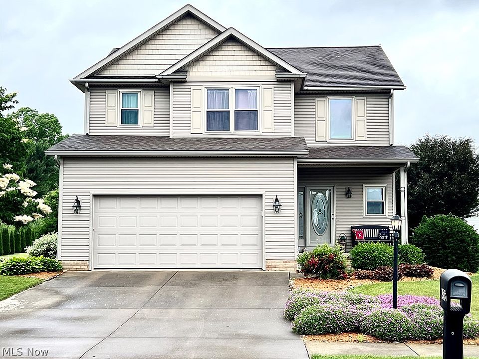 1st image of 455 Hickory Dr SE