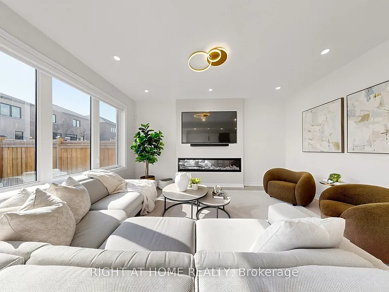 1324 Klondike Dr — Photo 3